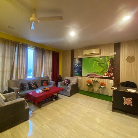 Hotel Mj Hills Rishīkesh Esterno foto