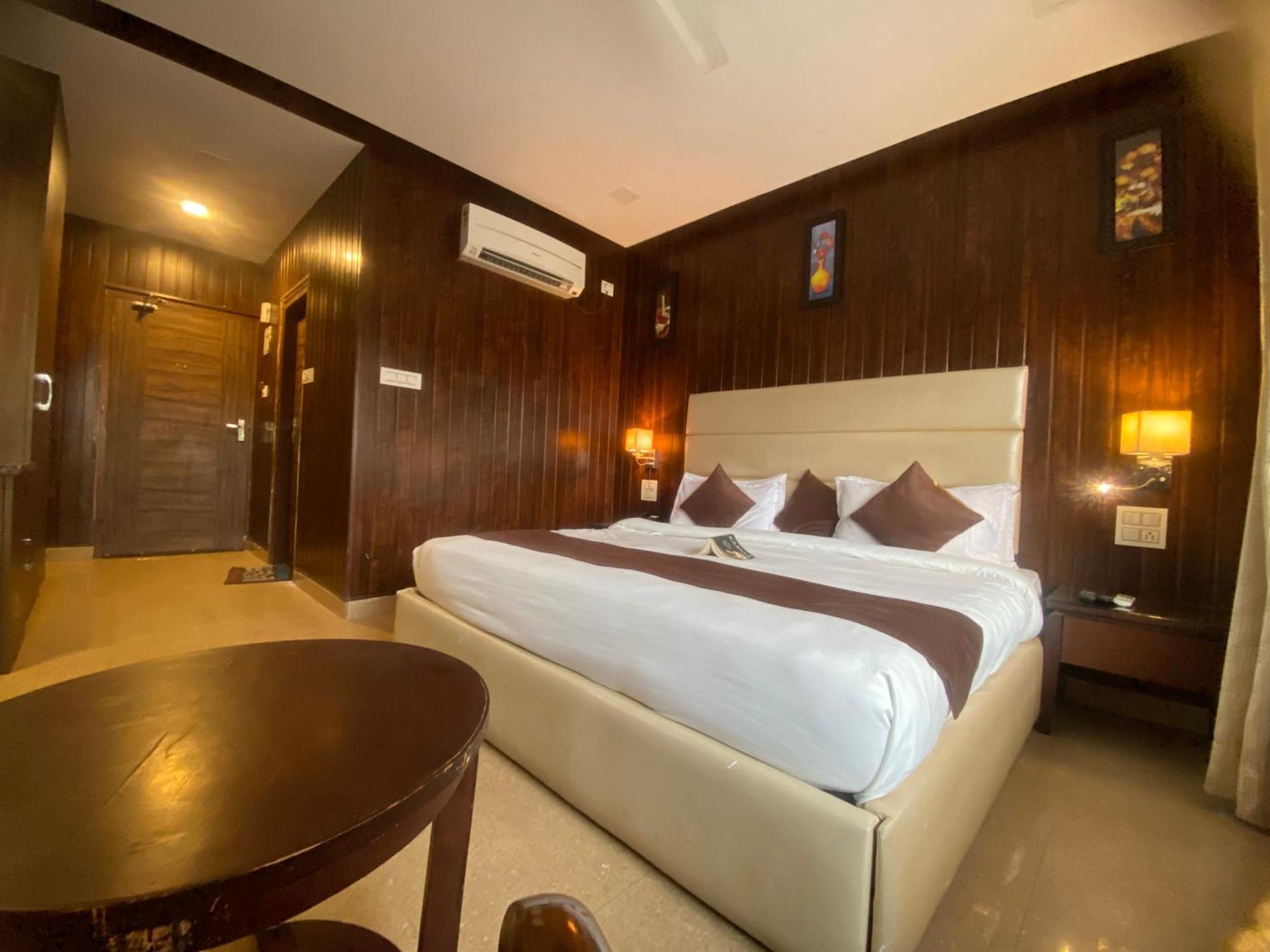 Hotel Mj Hills Rishīkesh Esterno foto
