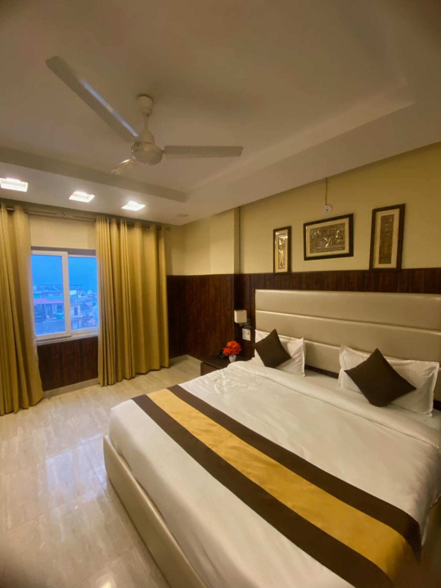 Hotel Mj Hills Rishīkesh Esterno foto