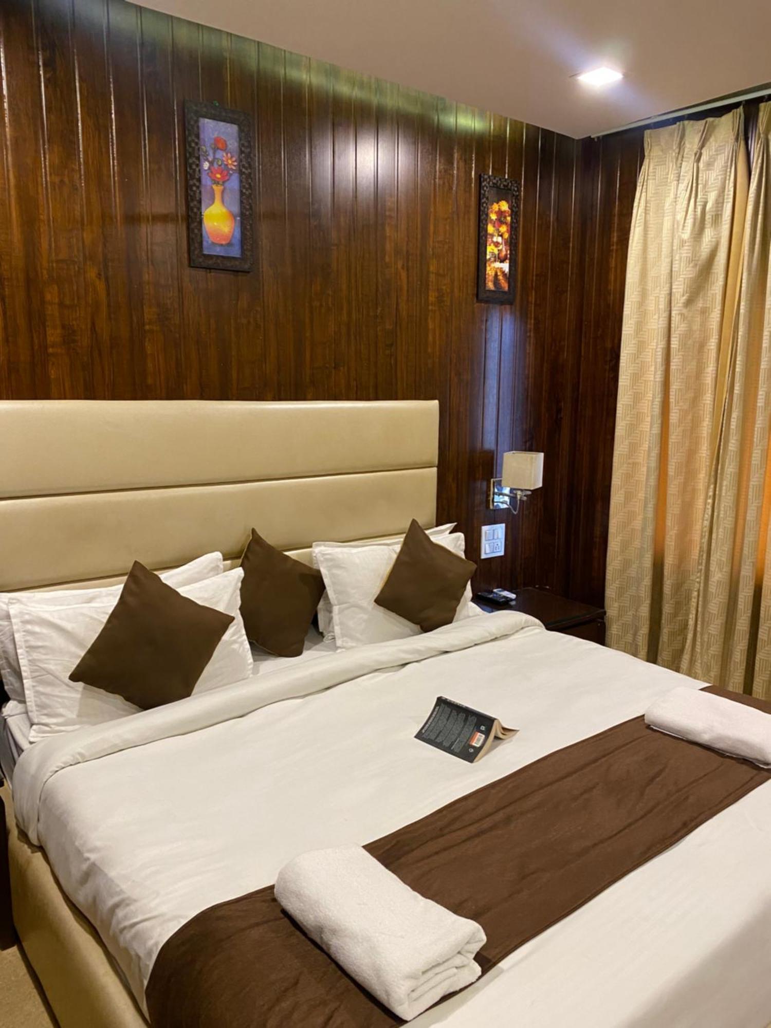 Hotel Mj Hills Rishīkesh Esterno foto